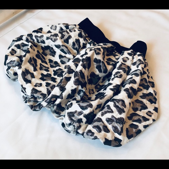 Children’s Place Leopard Print Skirt - Picture 2 of 5